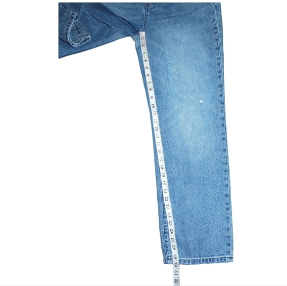 Altar'd State Distressed Mom Denim Size 27 - Picture 6 of 7